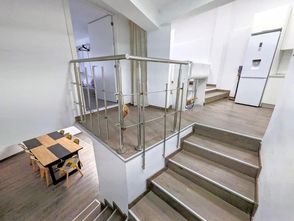 Апартаменты Singular Triplex En Zona Centrica Виго Экстерьер фото